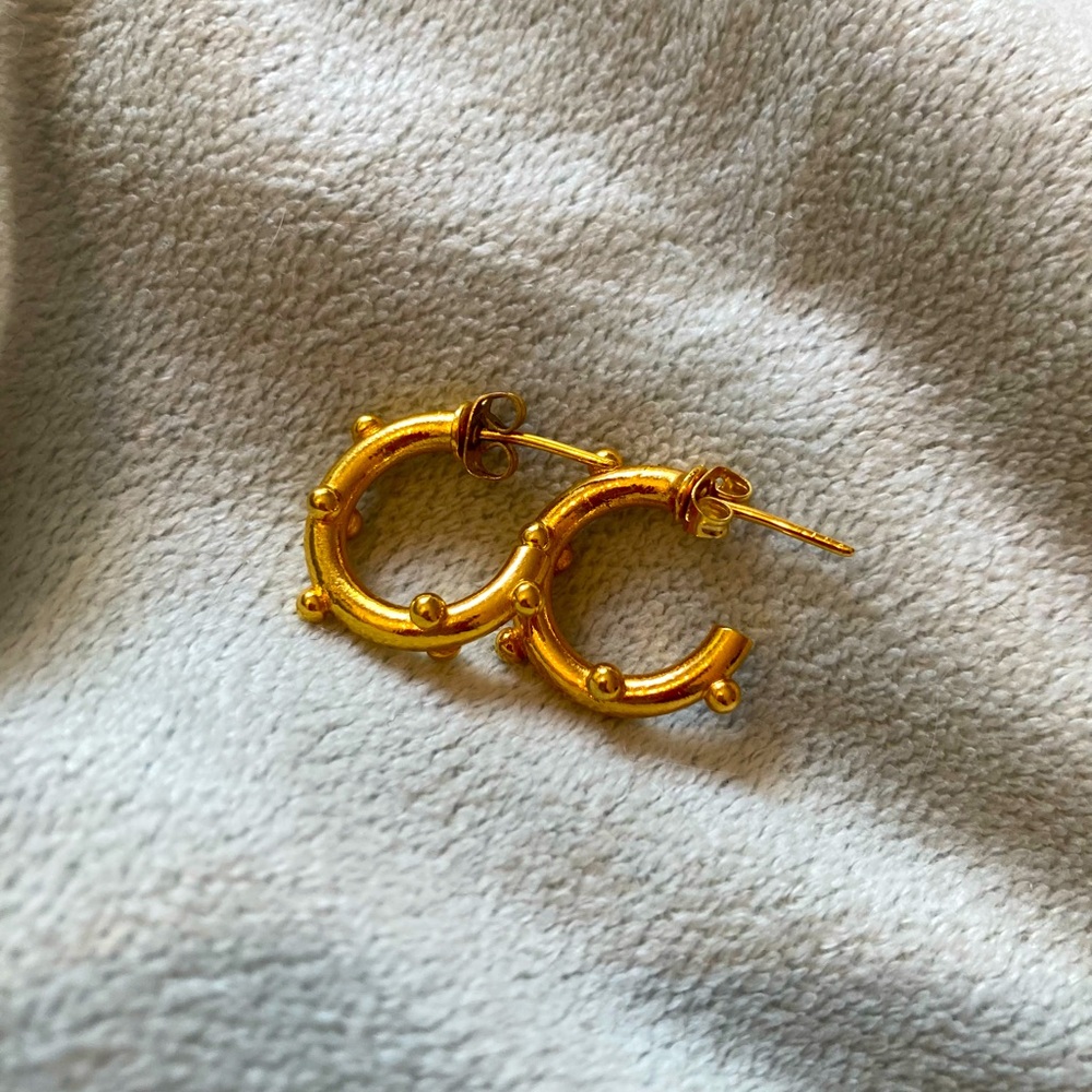 NWB Gold-Tone Textured Hoop Earrings